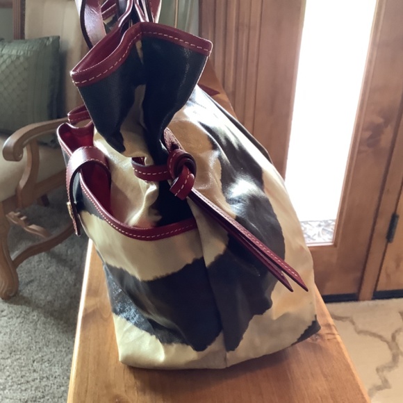 Dooney and Bourke June Bag - Picture 6 of 6